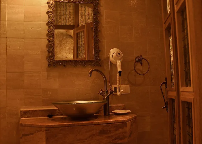 فندق Hanimkiz Konagi 3*