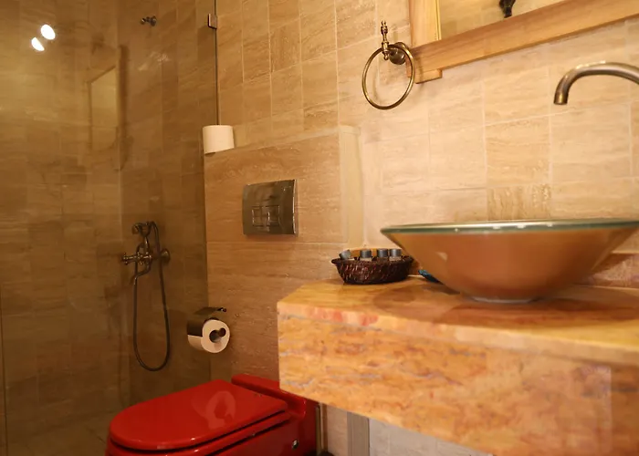 فندق Hanimkiz Konagi 3*